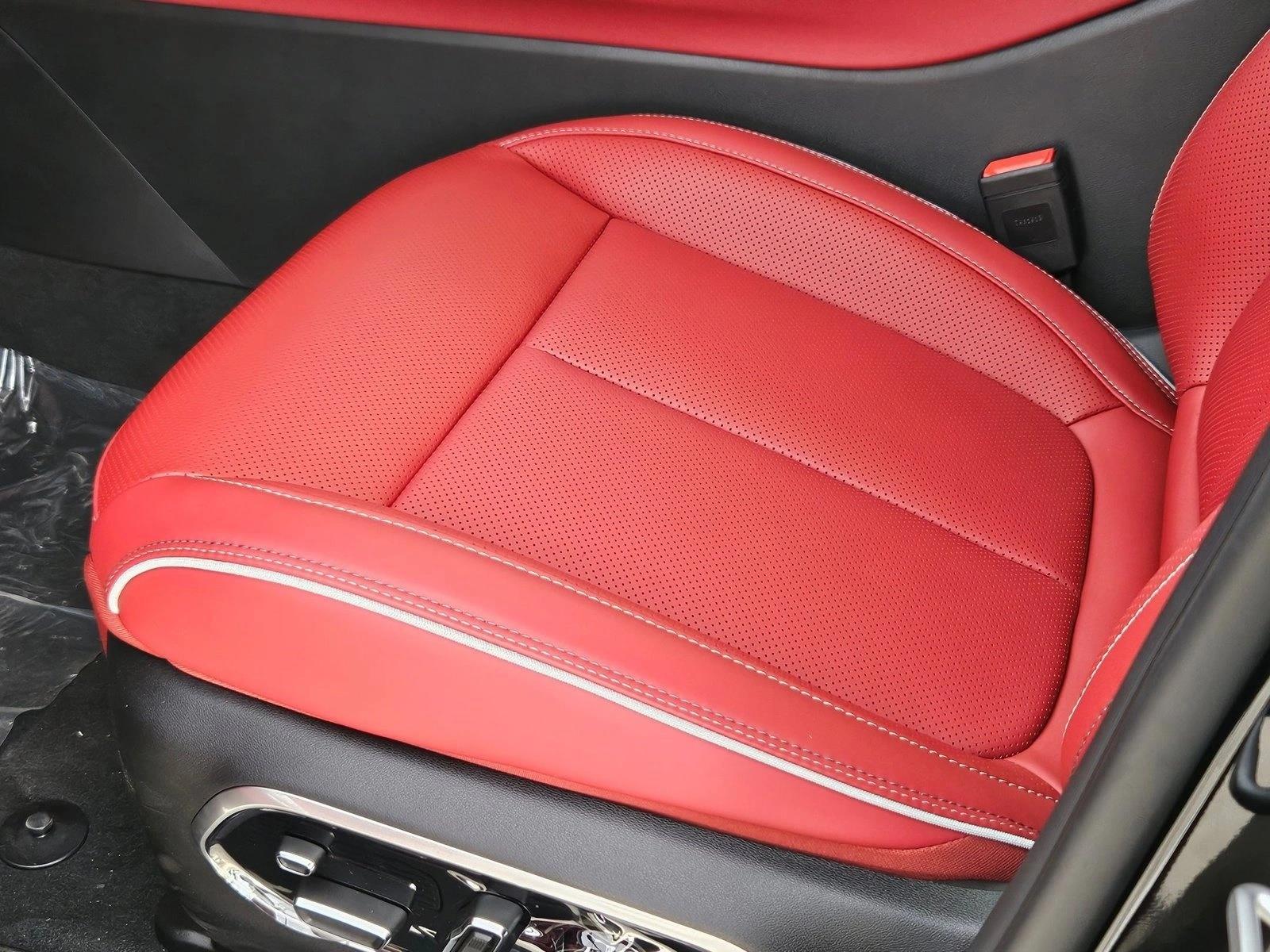 2025 Jeep Wagoneer S Launch Edition photo 4