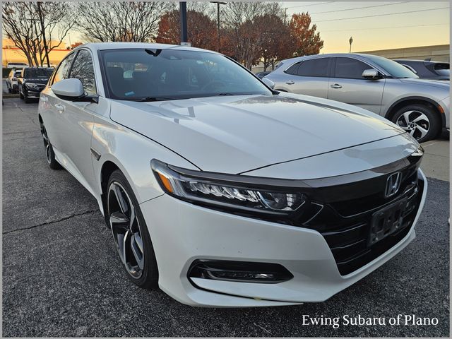 2018 Honda Accord Sport's photo