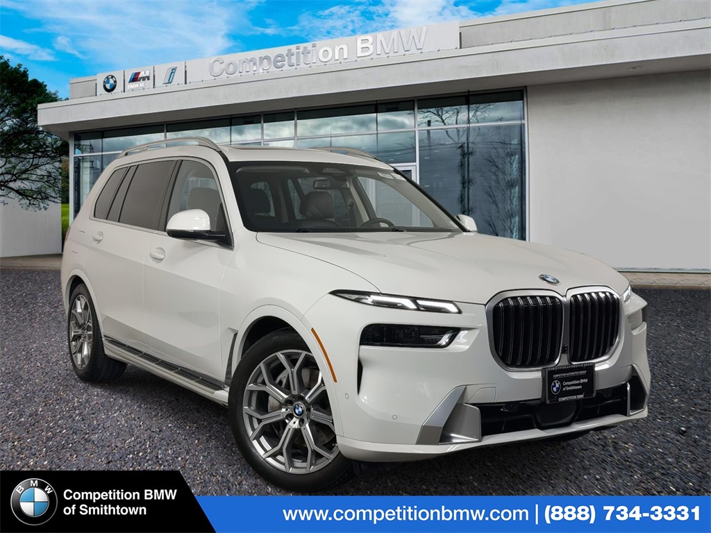 2024 BMW X7 40i's photo