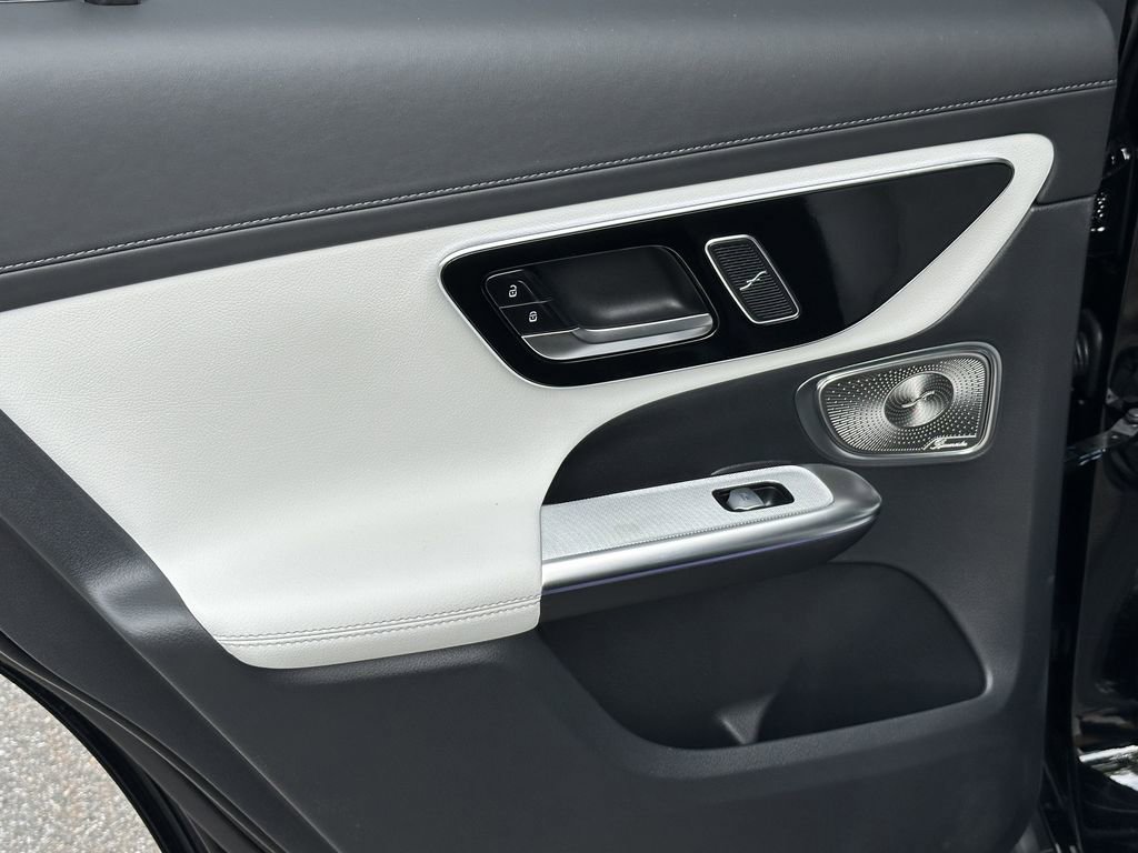 2025 Mercedes Benz GLC 350e 4MATIC photo 25