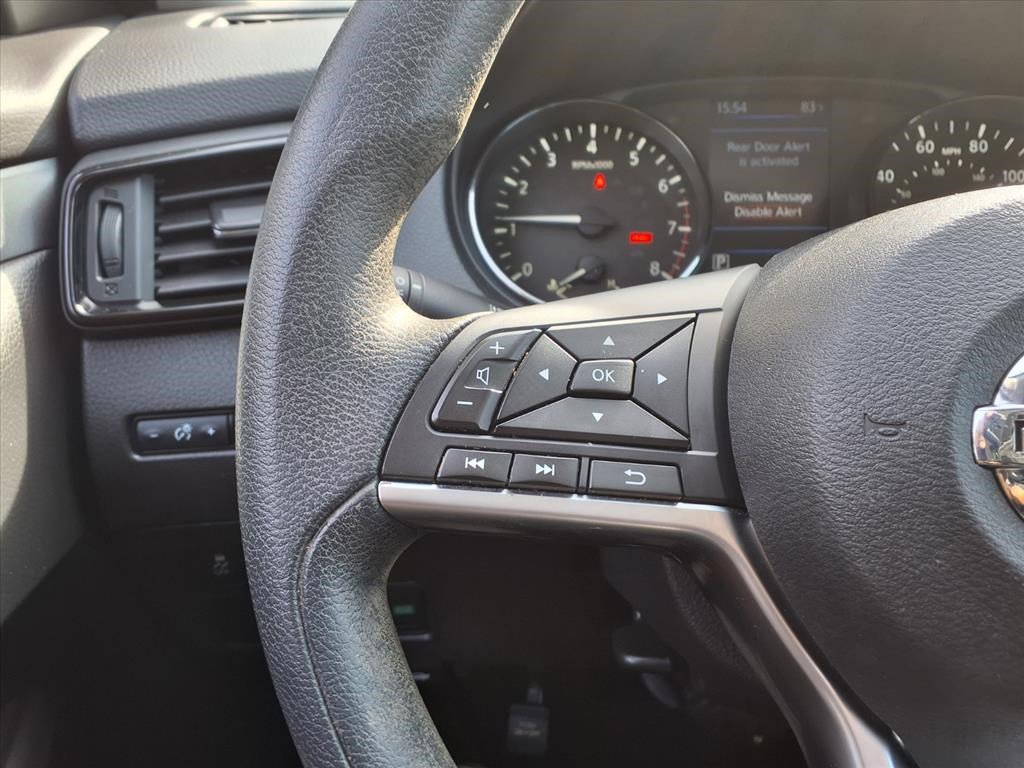 2019 Nissan Rogue Sport S photo 16
