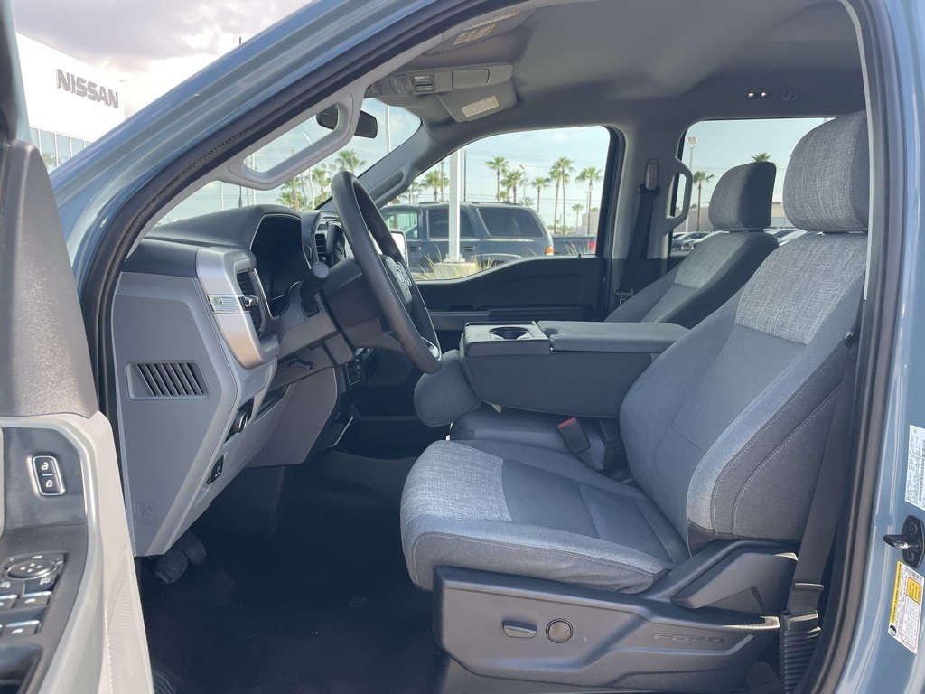 2023 Ford F-150 XLT photo 13