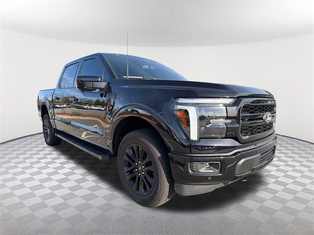 2025 Ford F-150 Lariat photo 3
