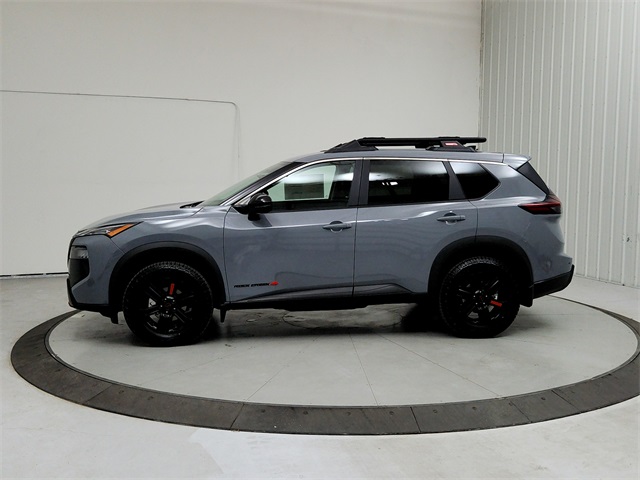2026 Nissan Rogue SV photo 3