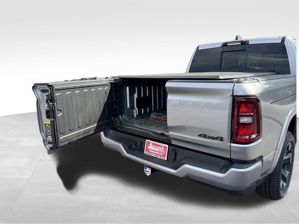 2025 Ram 1500 Big Horn photo 5