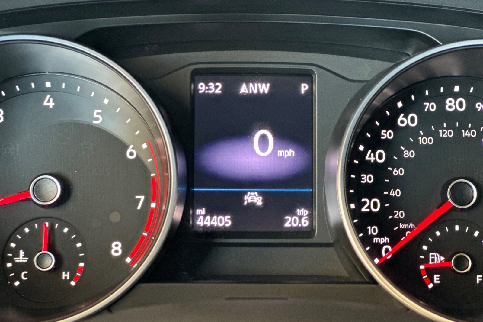 2021 Volkswagen Tiguan SE R-Line Black photo 24