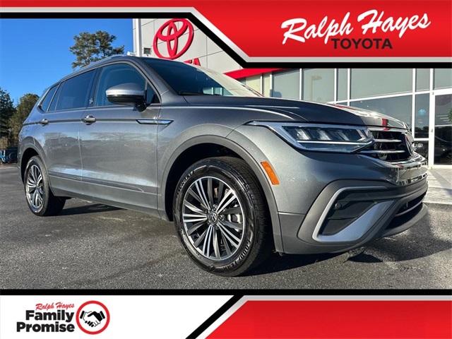 2024 Volkswagen Tiguan Wolfsburg Edition's photo