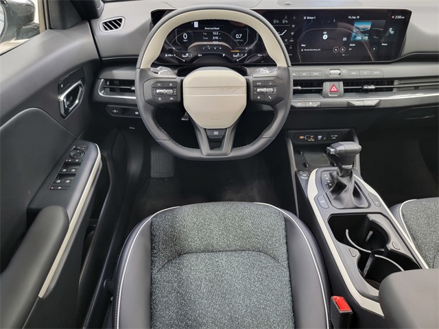 2025 Kia K4 GT-Line photo 25