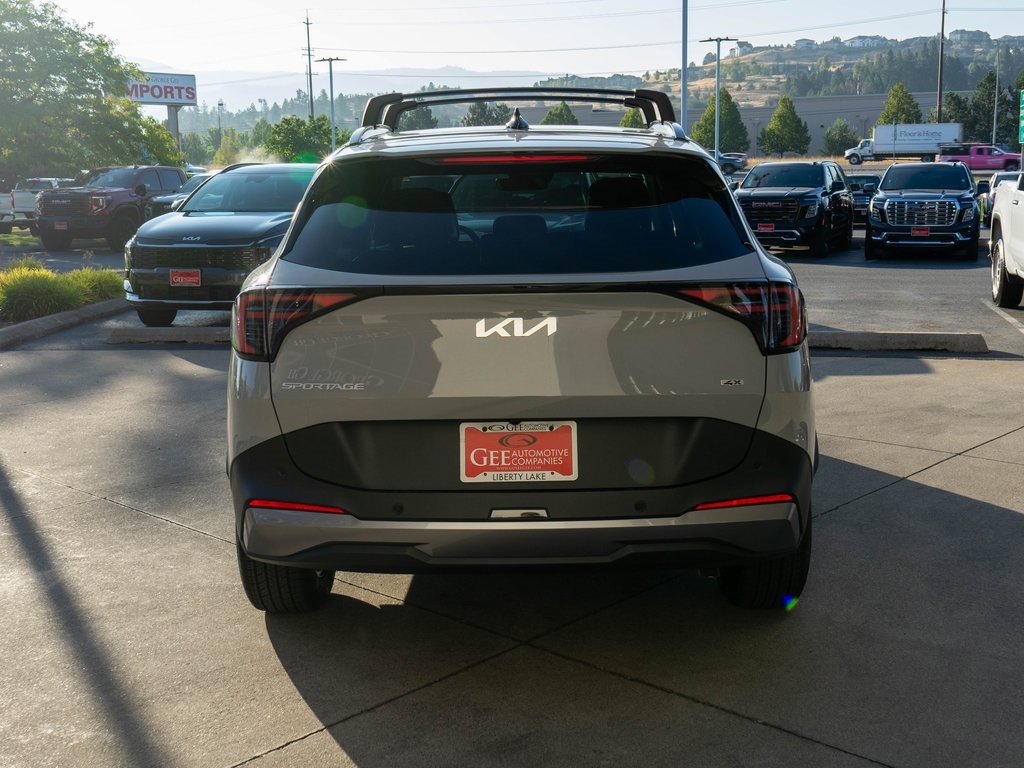 2026 Kia Sportage EX photo 2