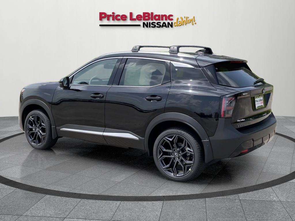 2025 Nissan Kicks SR photo 4