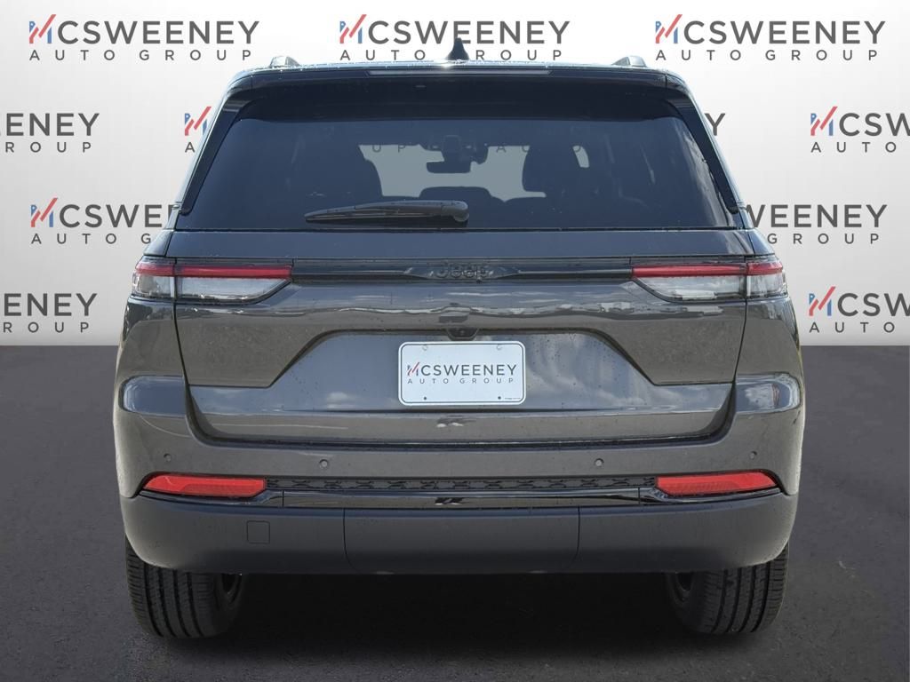 2025 Jeep Grand Cherokee Altitude X photo 4
