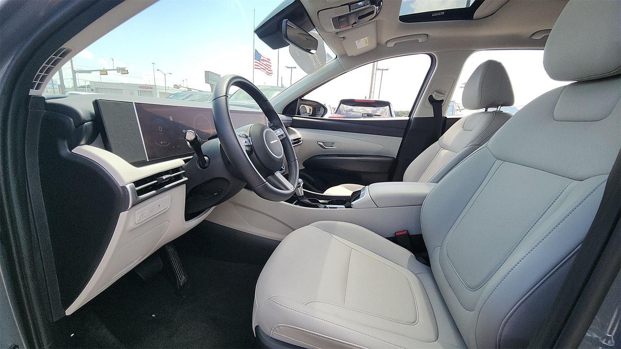 2025 Hyundai Tucson SEL Convenience photo 9