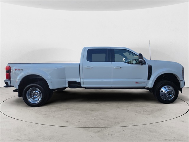 Image of Certified Pre-Owned 2025 Ford F-450SD Platinum
