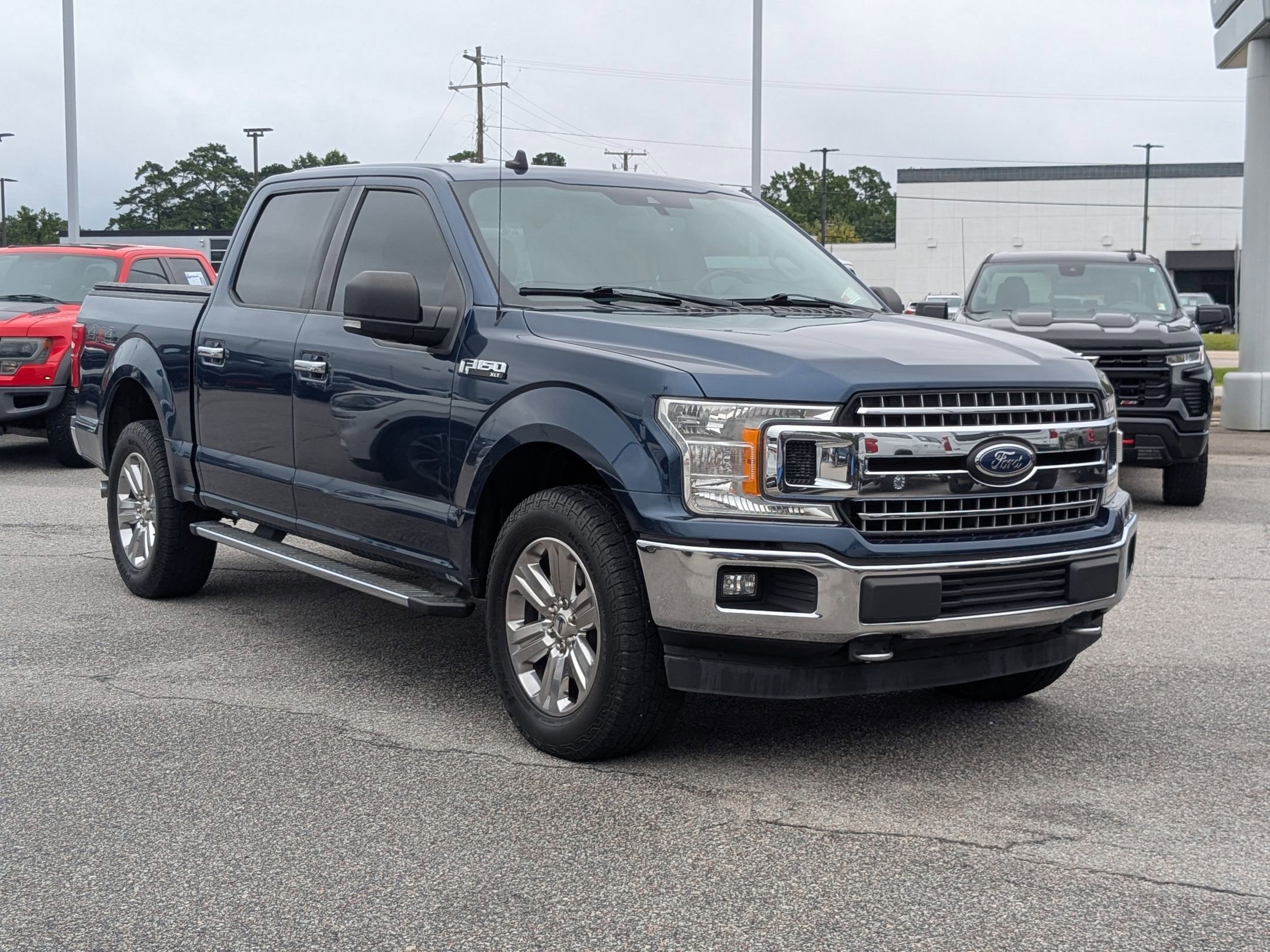 2020 Ford F-150 XLT photo 3