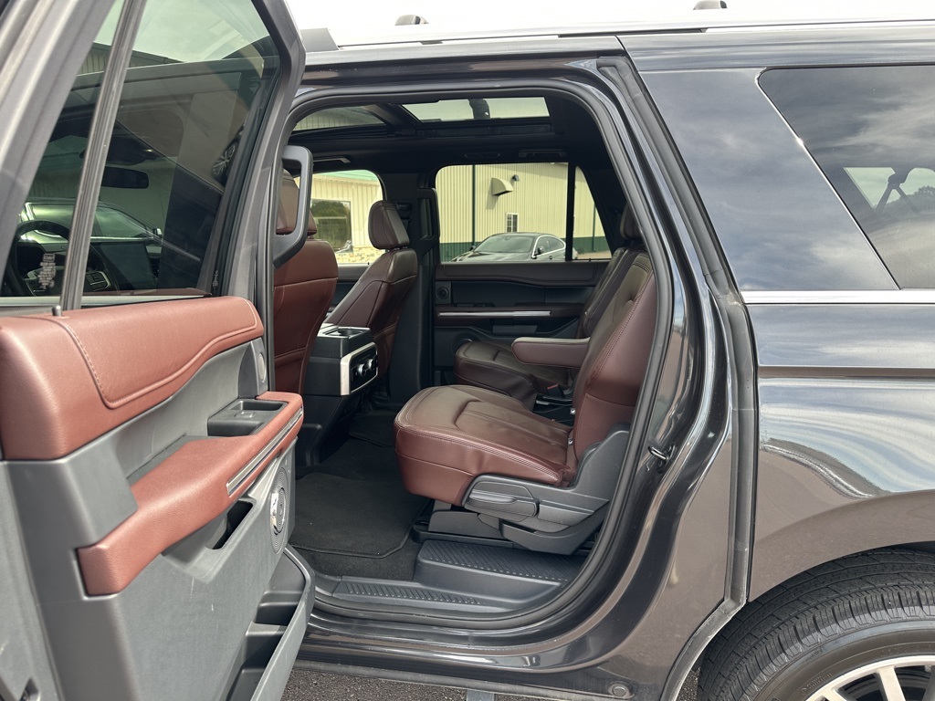 2024 Ford Expedition MAX Limited photo 18