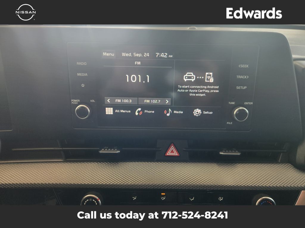 2024 Kia Sportage LX photo 24