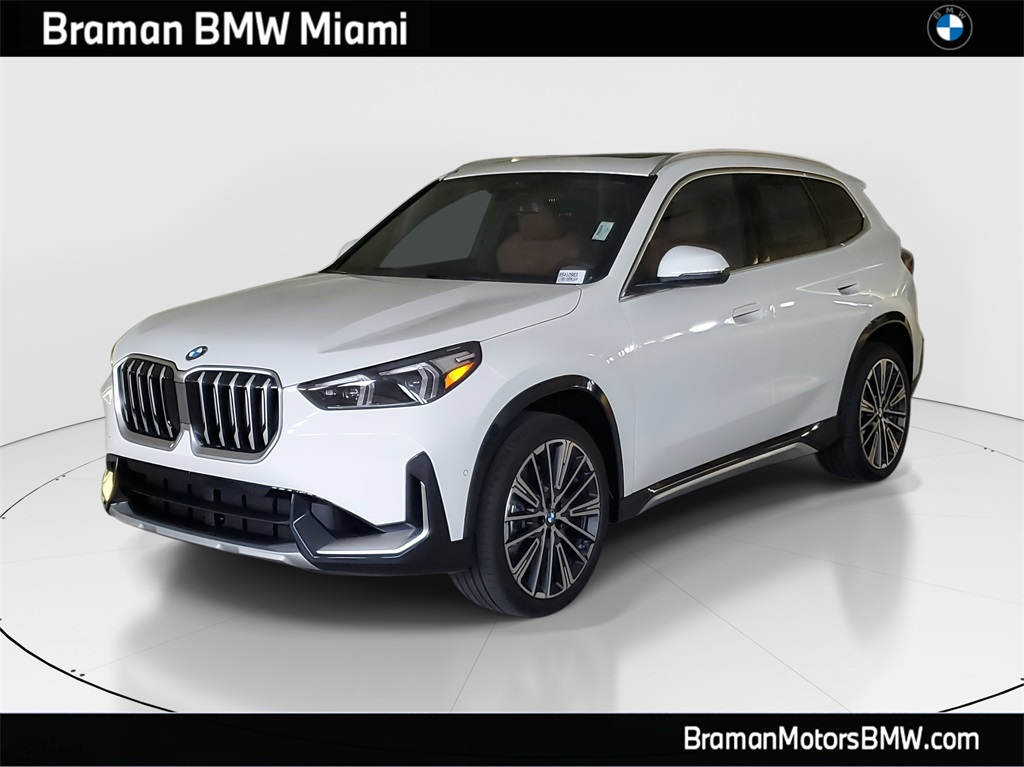 2026 BMW X1 28i's photo