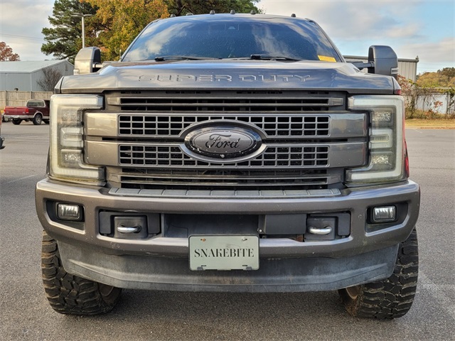 Used 2017 Ford F-350 Super Duty Platinum with VIN 1FT8W3DTXHED05351 for sale in Little Rock