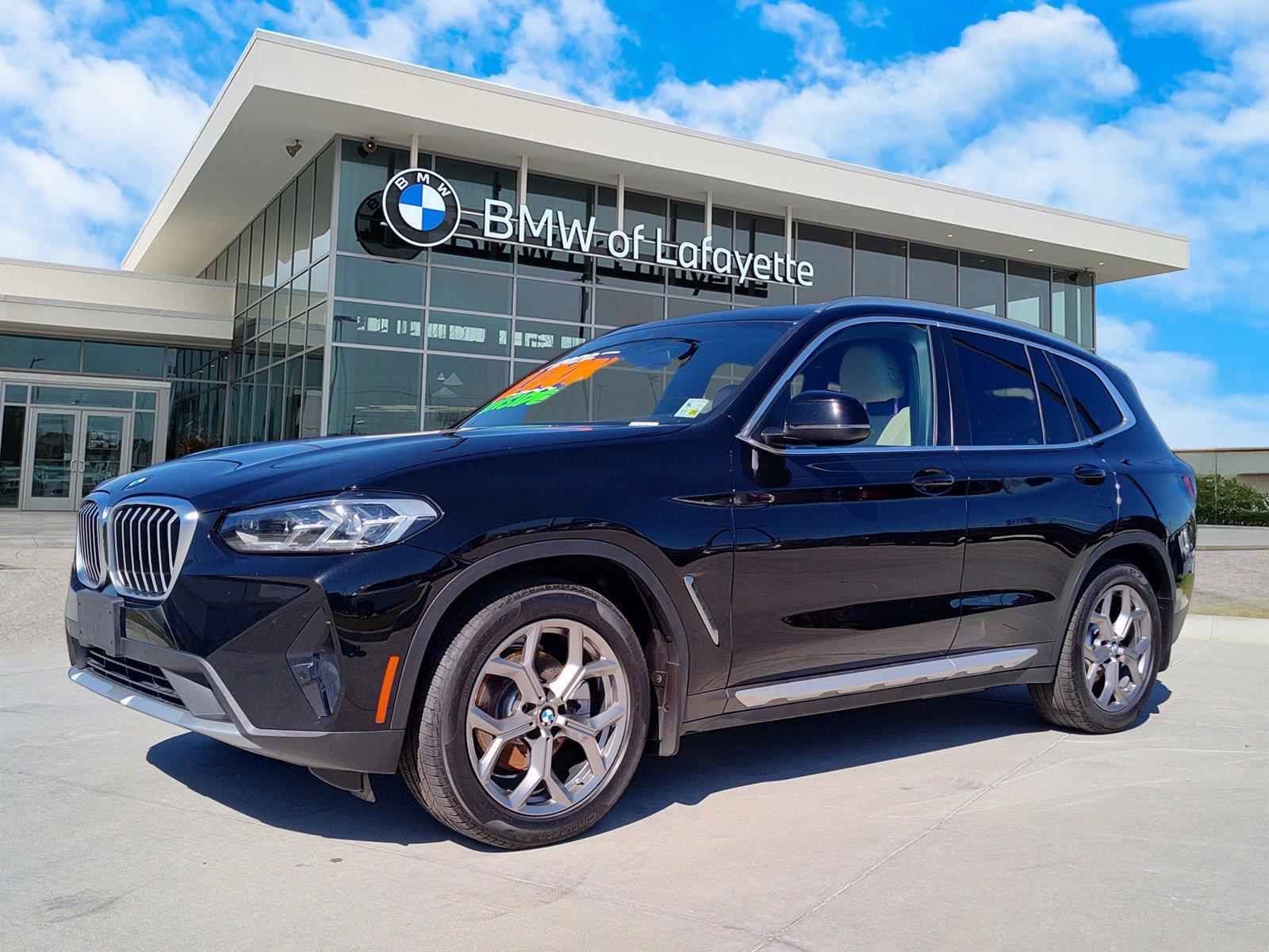 2022 BMW X3 30i's photo
