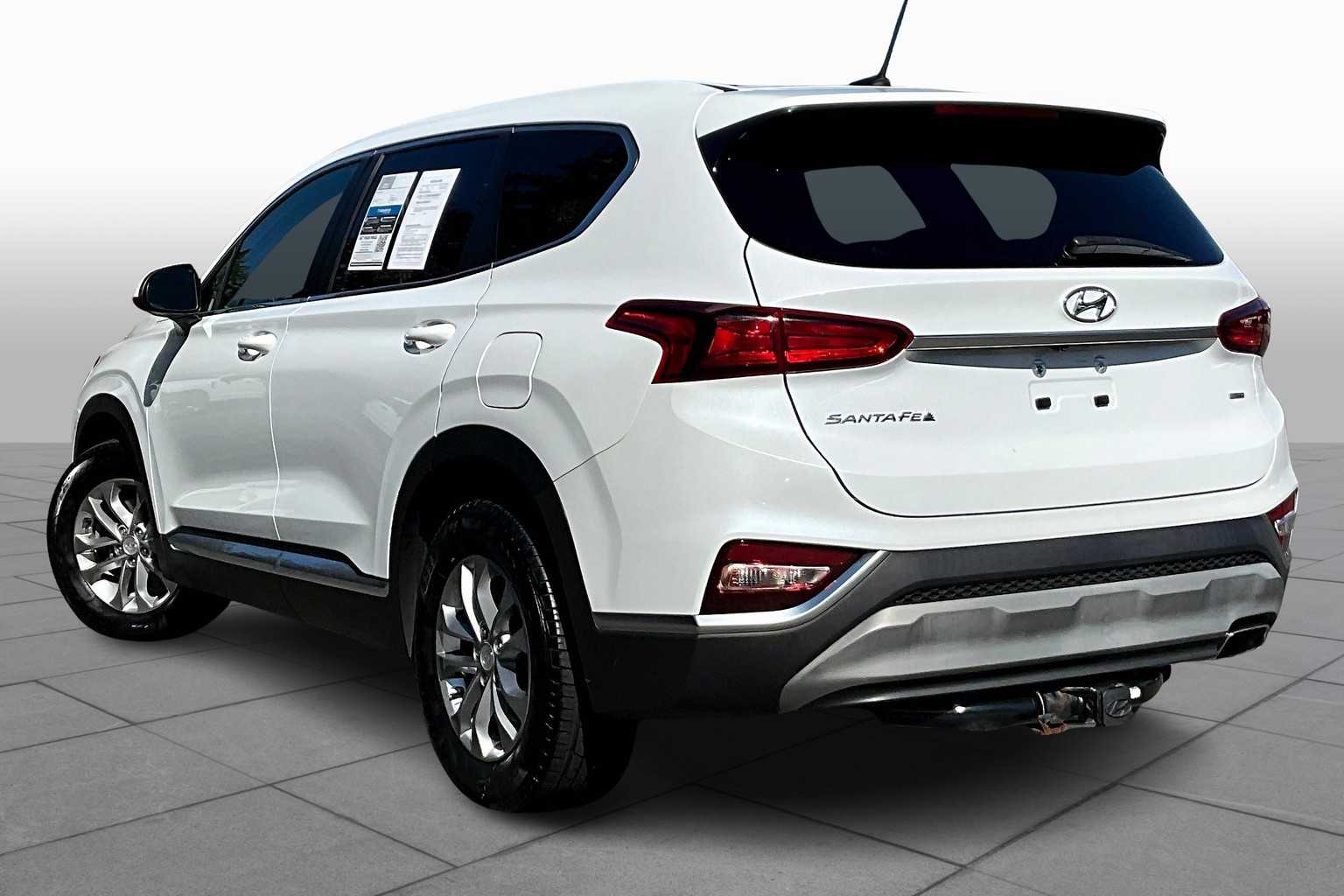 2020 Hyundai Santa Fe SE photo 10