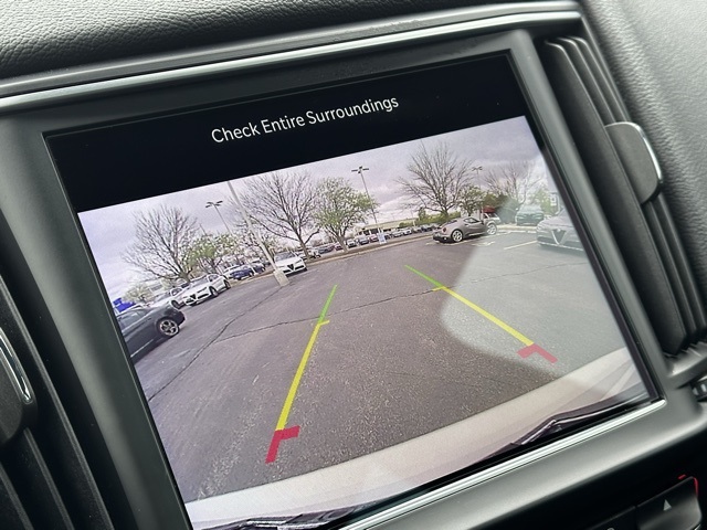 2021 Maserati Levante Base photo 23