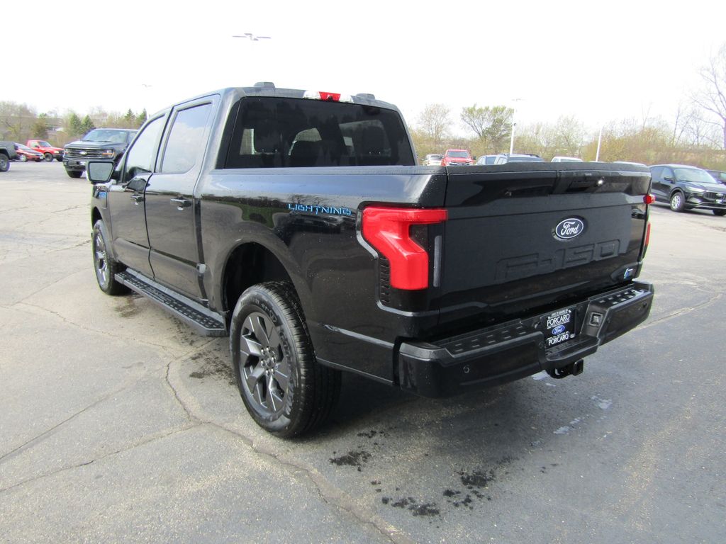 2025 Ford F-150 Lightning photo 5