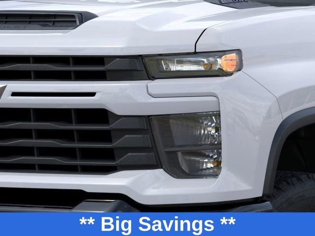 2026 Chevrolet Silverado 2500HD Custom photo 9