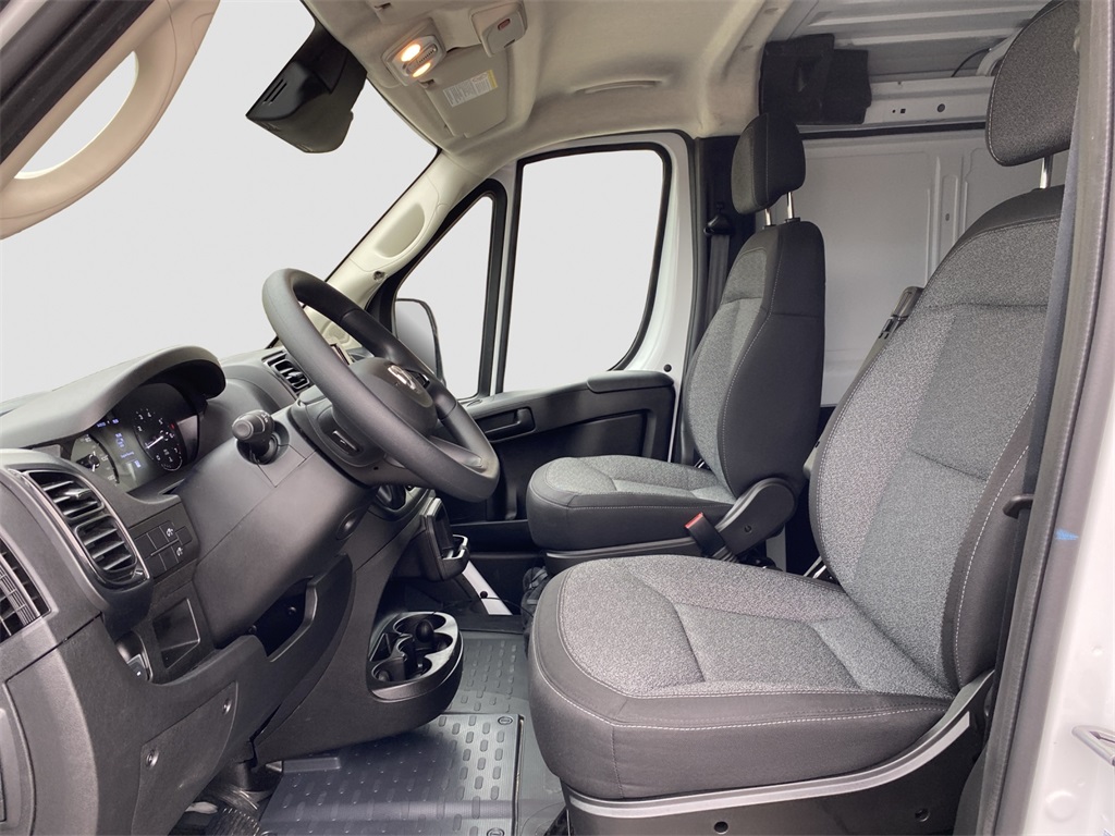 2025 Ram ProMaster 1500 photo 7