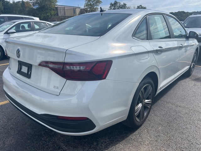 2024 Volkswagen Jetta 1.5T SE photo 5