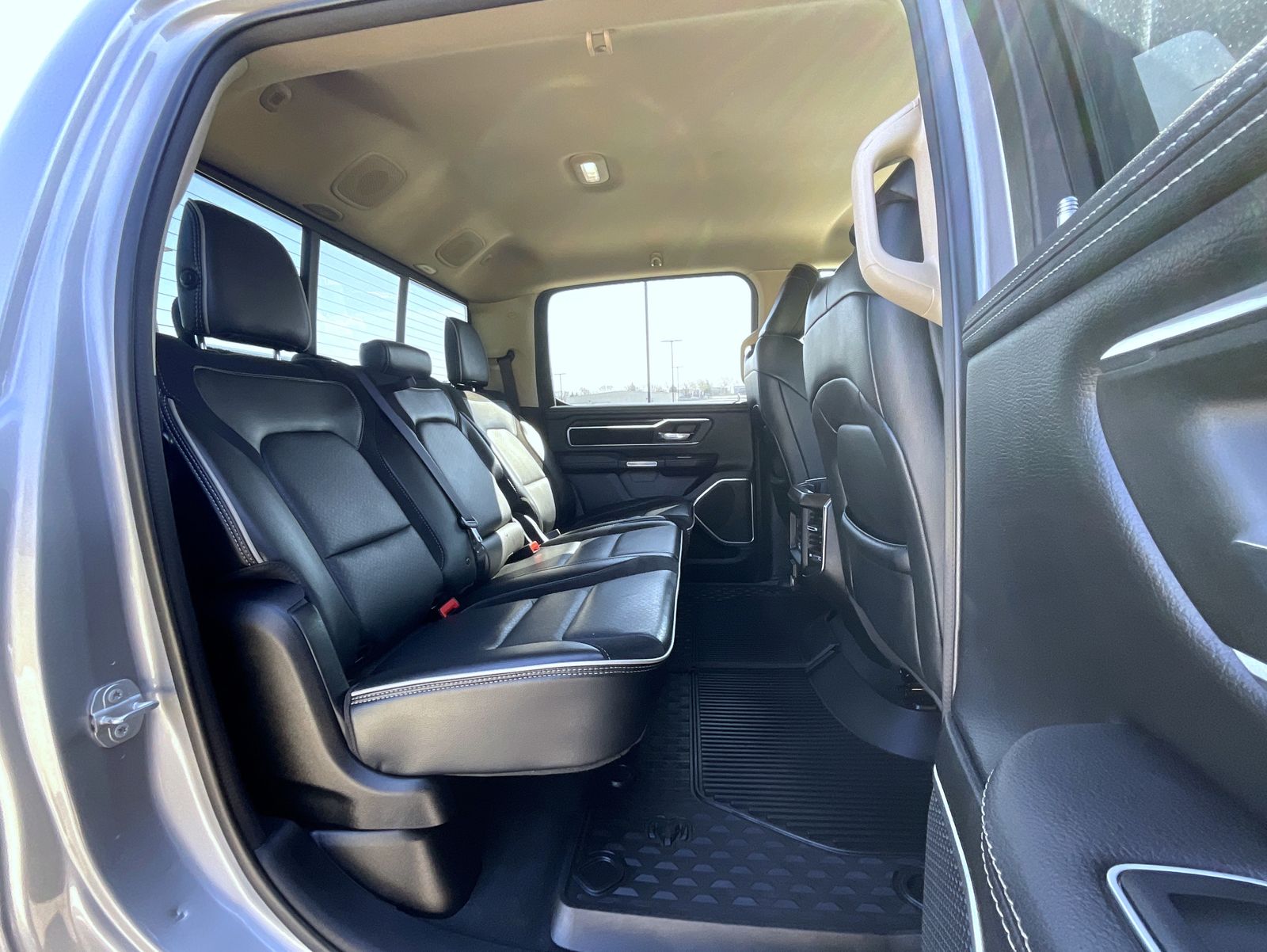 2021 Ram 1500 Laramie photo 19