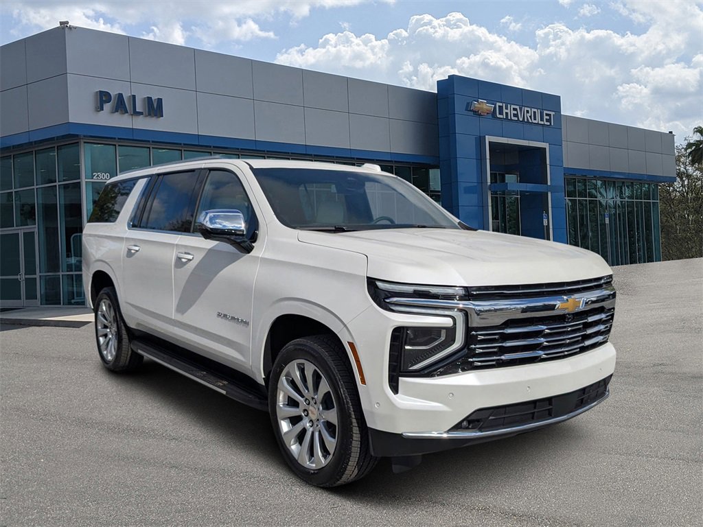 2025 Chevrolet Suburban Premier's photo