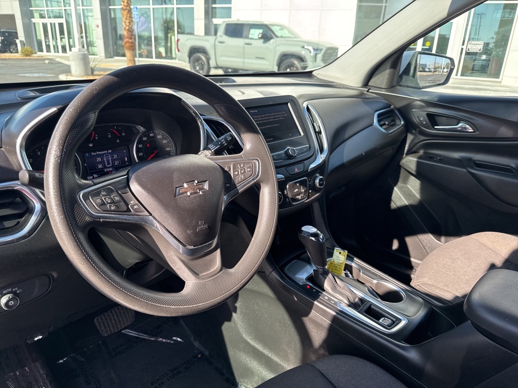 2020 Chevrolet Equinox LT photo 13