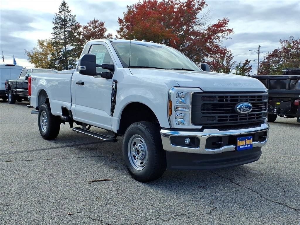 2026 Ford F-250 Super Duty XL's photo