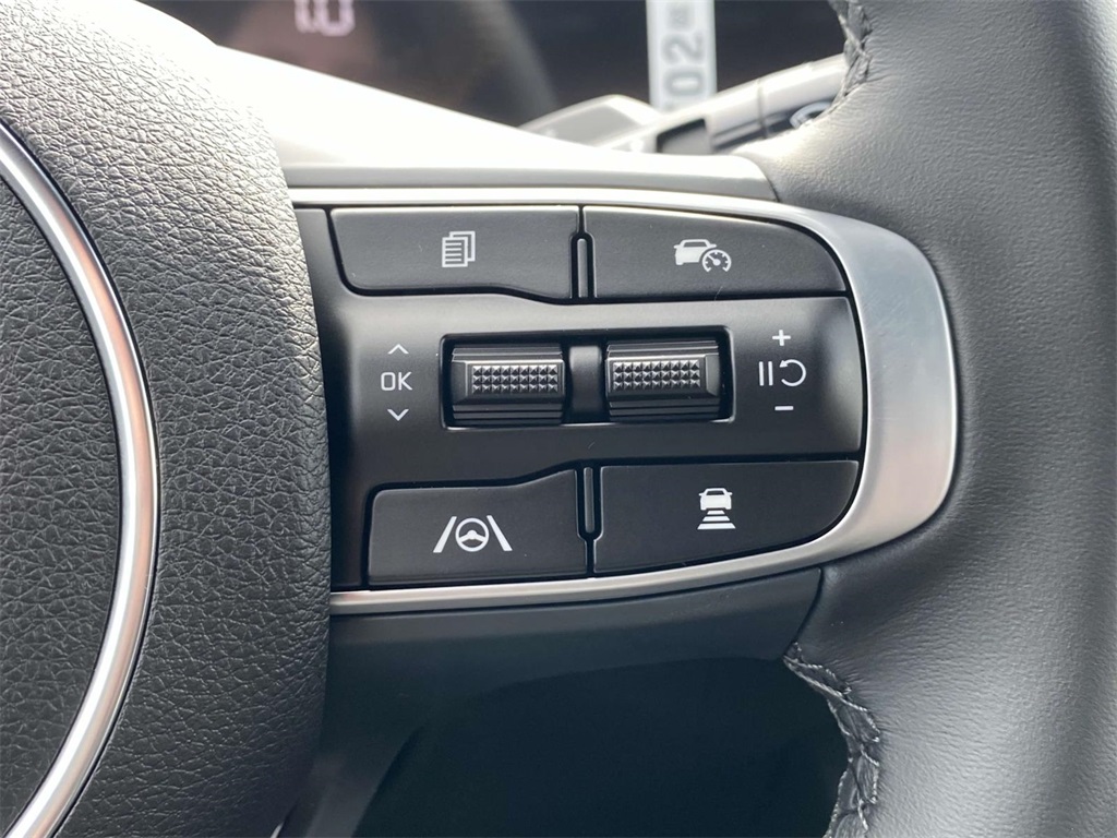 2025 Kia K5 GT-Line photo 19
