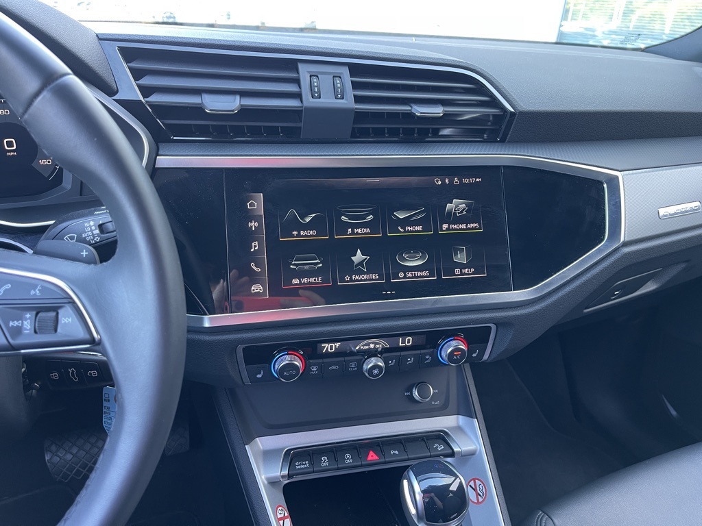 2025 Audi Q3 S line Premium photo 6