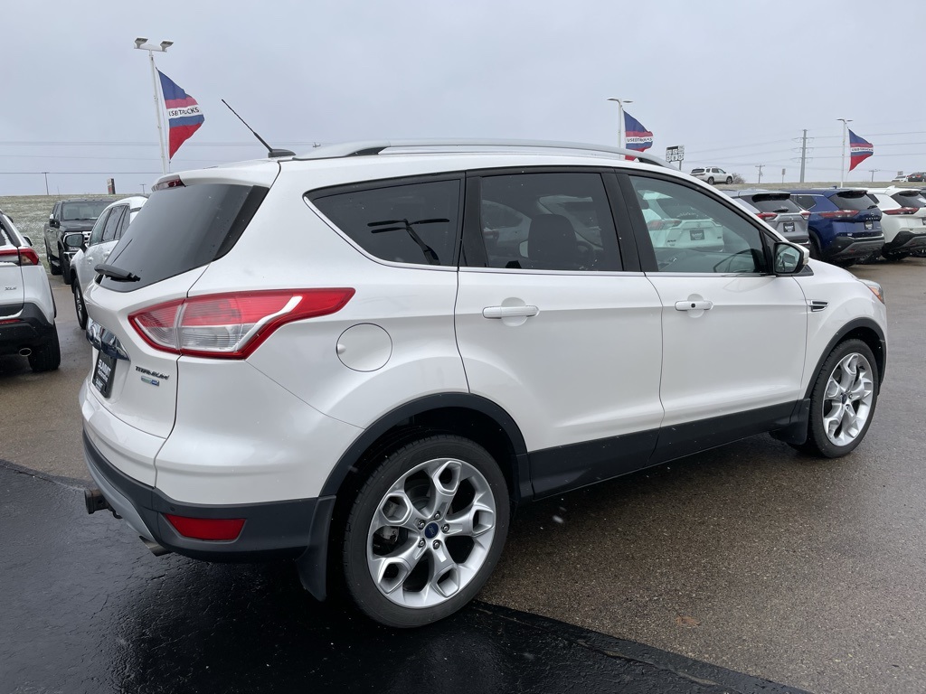 2016 Ford Escape Titanium photo 4