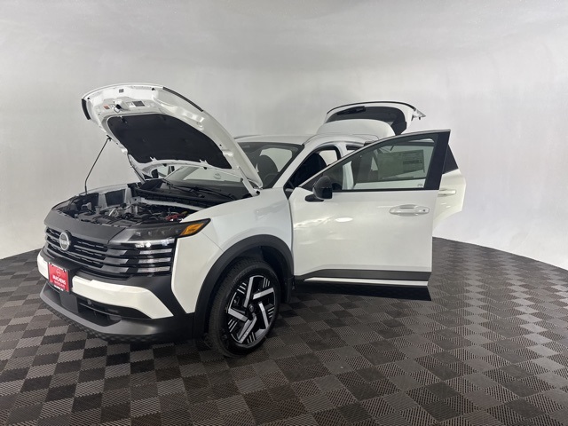 2026 Nissan Kicks SV photo 10