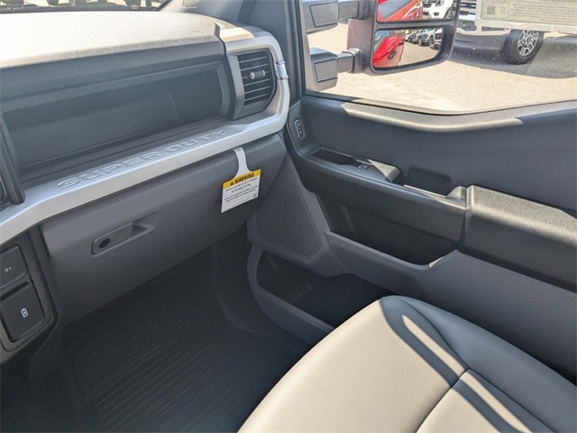 2024 Ford F-350 XL photo 14