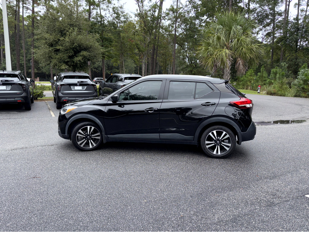 2020 Nissan Kicks SV photo 13