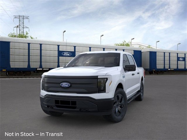 2025 Ford F-150 Lightning photo 2