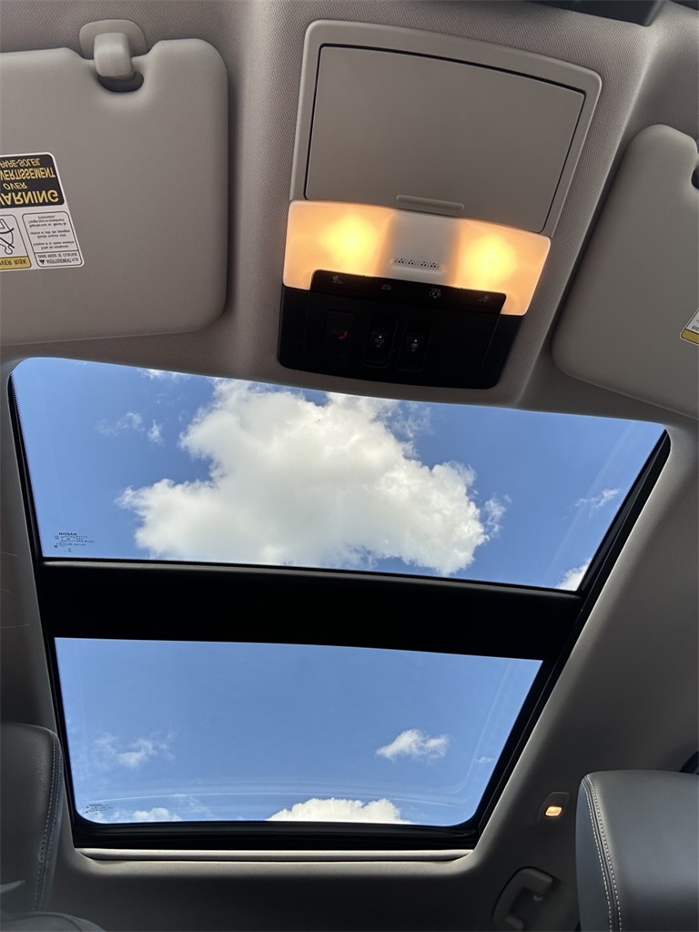 2021 Nissan Rogue Platinum photo 19
