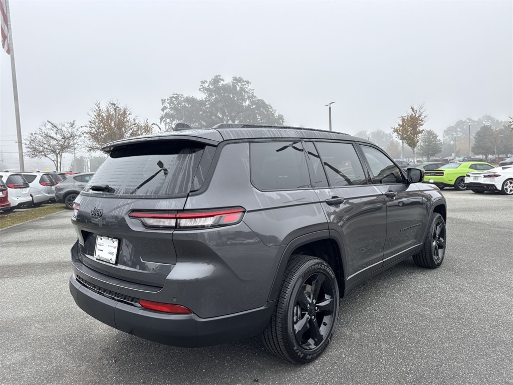 2025 Jeep Grand Cherokee Altitude X photo 3