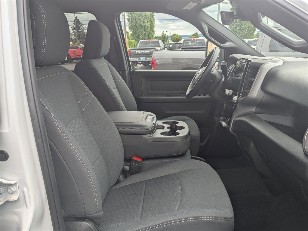 2025 Ram 3500 Tradesman photo 31