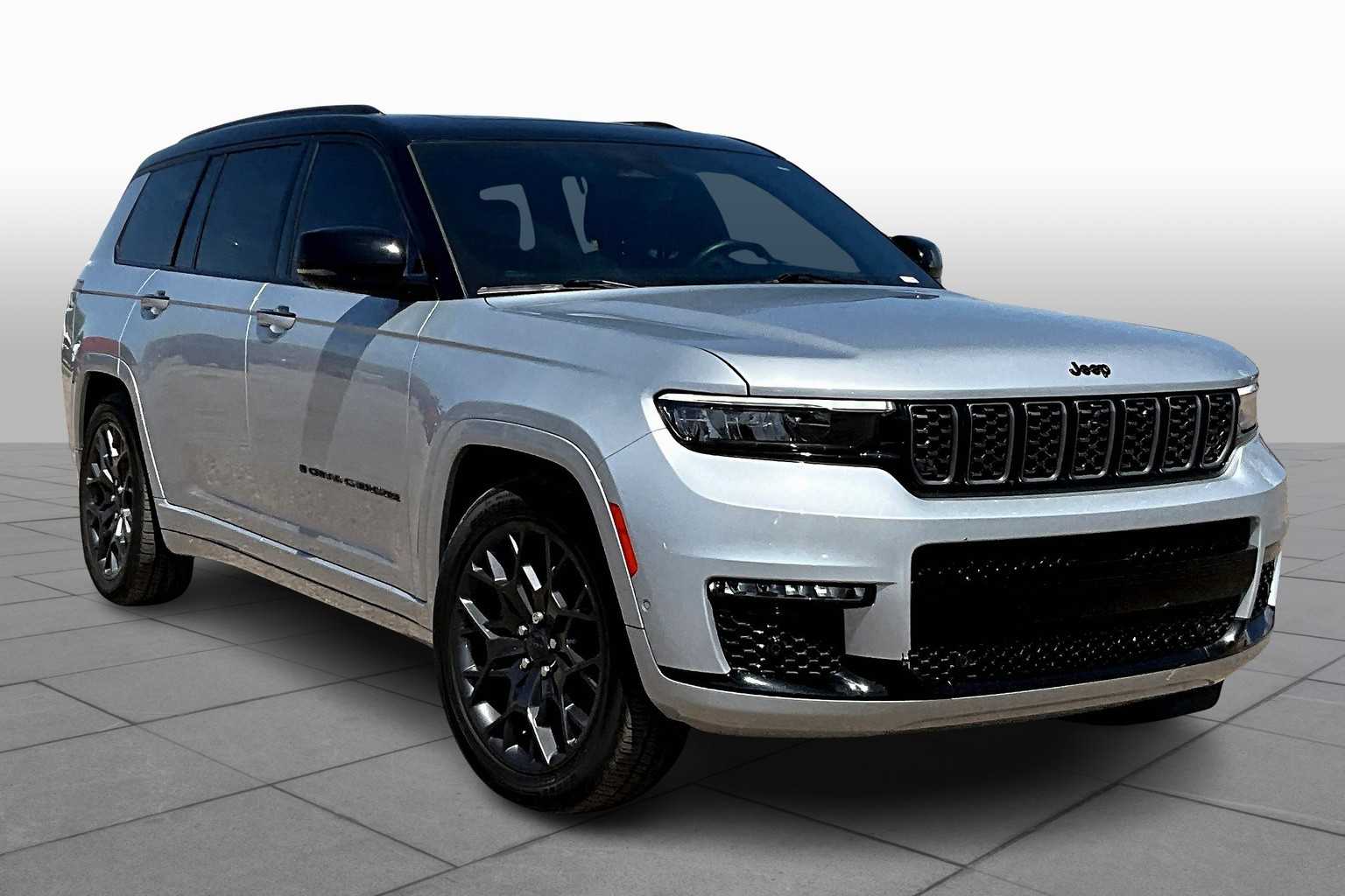 2023 Jeep Grand Cherokee L Summit Reserve photo 2