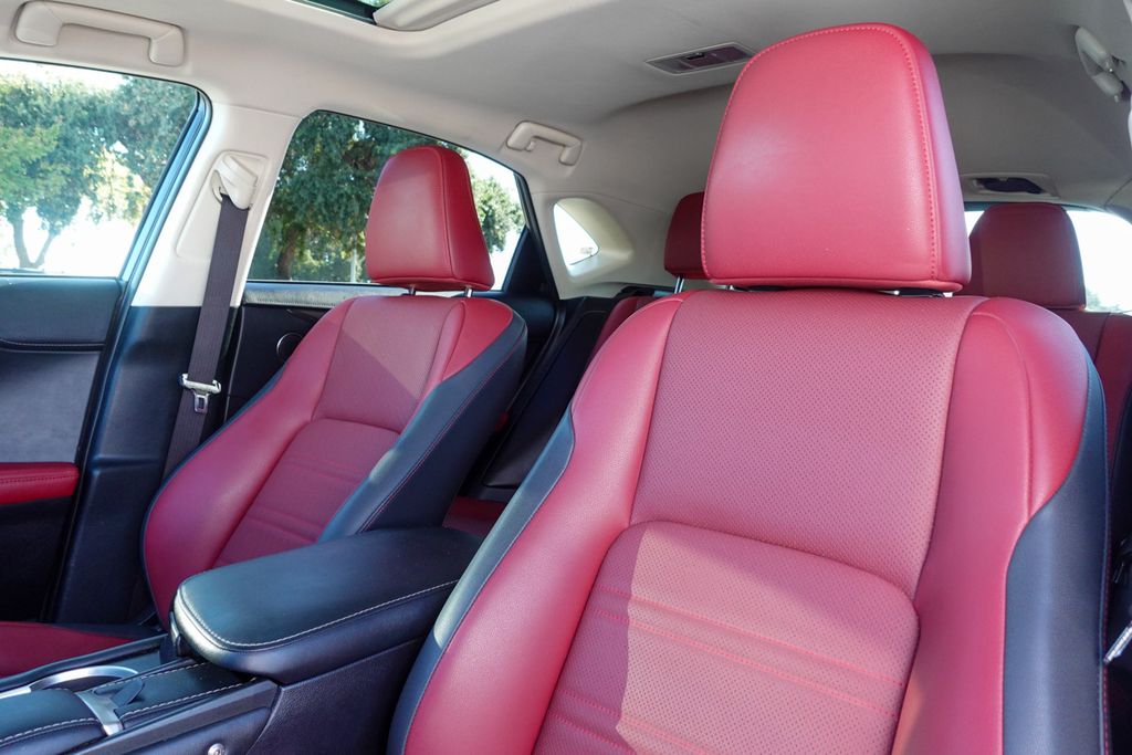 2020 Lexus NX 300h Premium photo 24