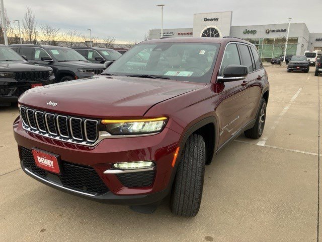 2024 Jeep Grand Cherokee Limited photo 2