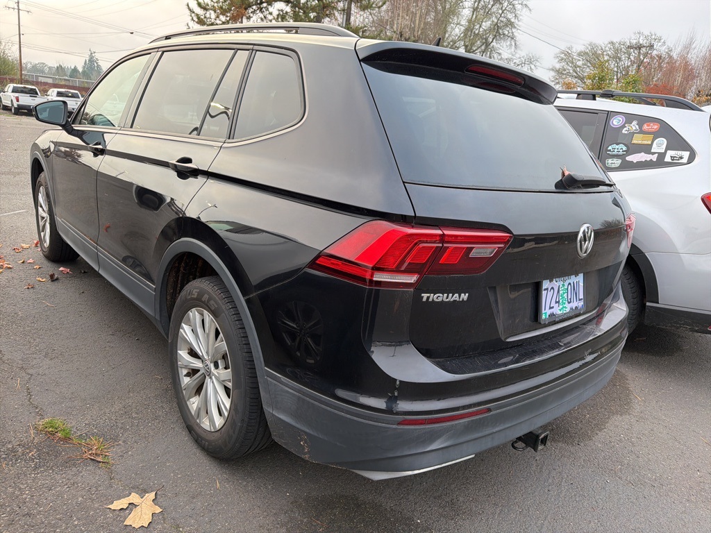 2020 Volkswagen Tiguan S photo 2