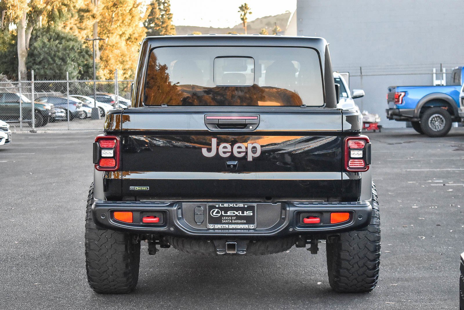 2021 Jeep Gladiator Rubicon photo 2