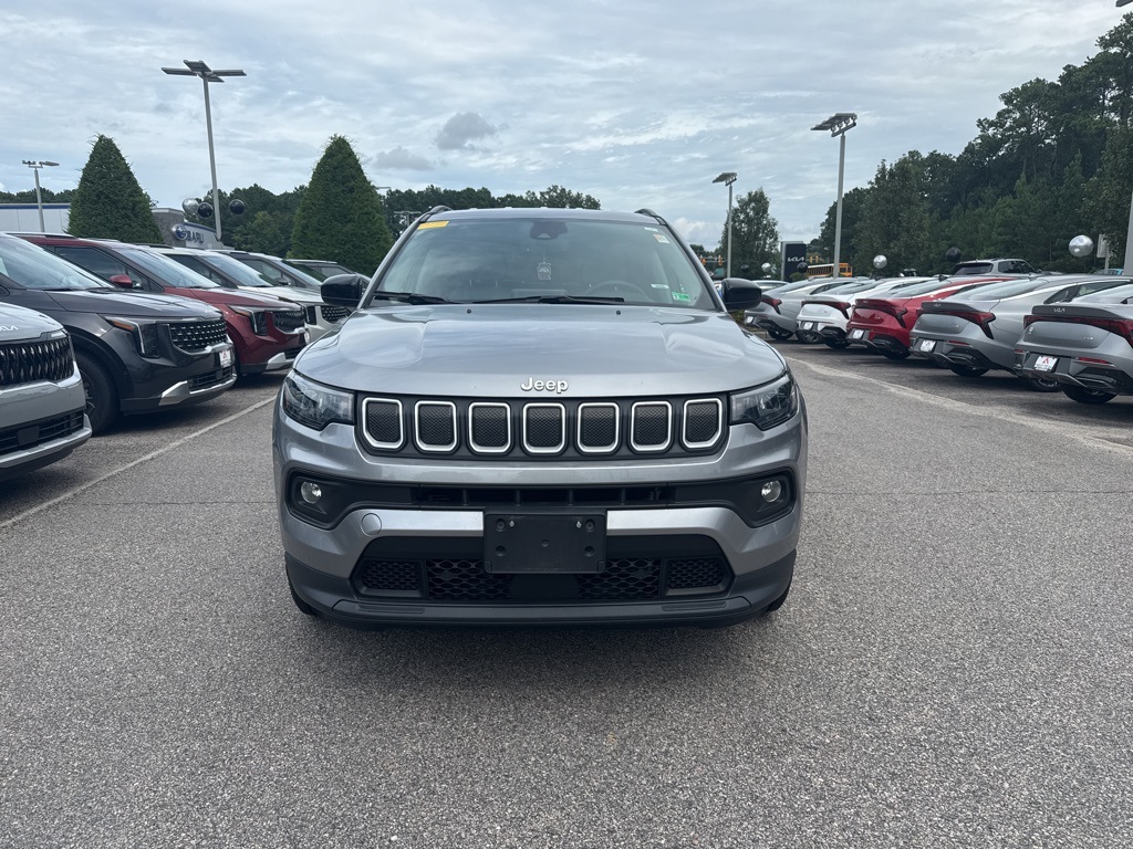 2022 Jeep Compass Latitude photo 4