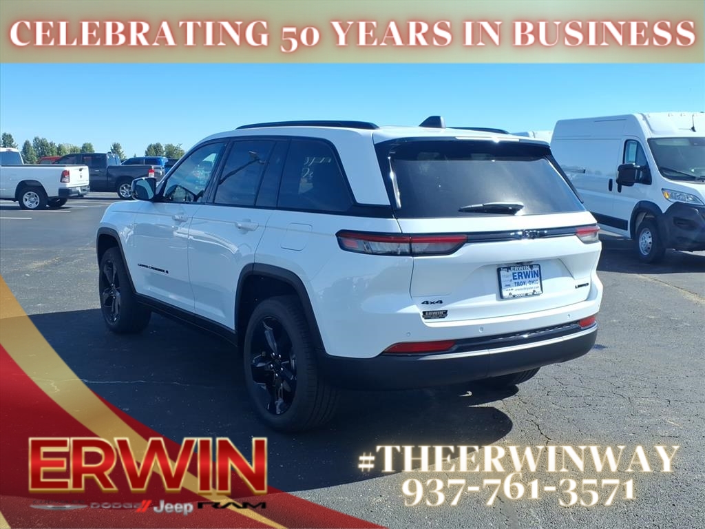 2025 Jeep Grand Cherokee Limited photo 4